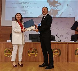 Türk Dili ve Edebiyatı Bölümü tarafından İstikbalin Şiiri İstiklal Marşı isimli öğrenci paneli yapıldı.